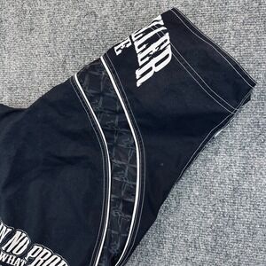 Contract Killer Fight Life MMA Board Shorts Men's 32 Black White Performance